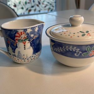 Sugar and Creamer Set